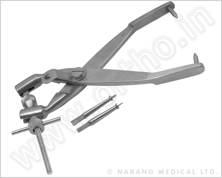 Crutch Field Tong with Two Burrs - Medium